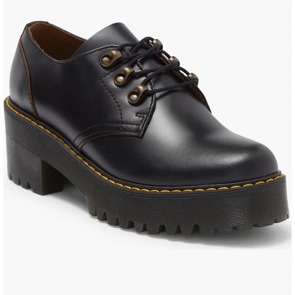 Dr. Martens Leona Low Vintage Smooth Platform Derby